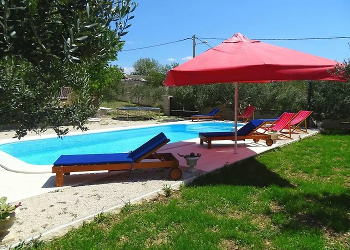 Apios Benkovac