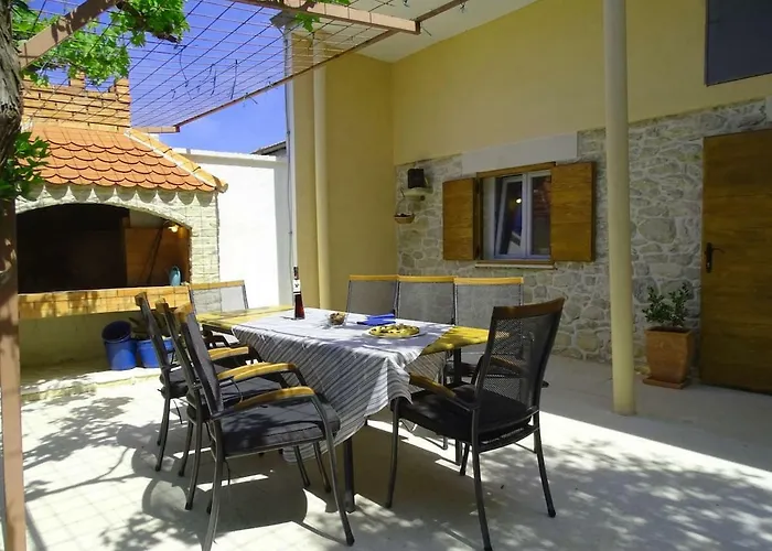 Apios * Benkovac
